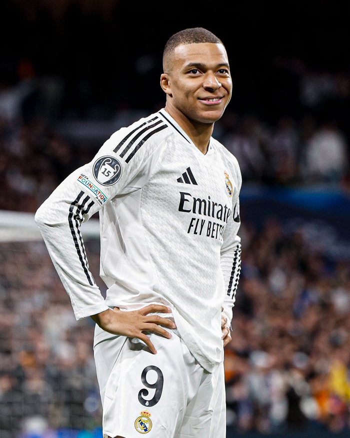 拼尽全力！哈登18中10空砍34+5+6+4断（无奈空砍！哈登18投10中砍下34分5板6助4断）