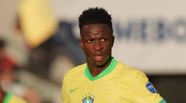 昆萨：在药厂效力获得国家队征召很正常，希望在主场拿下纽卡（昆萨：在药厂的发挥让入选国家队顺理成章，盼主场击败纽卡）