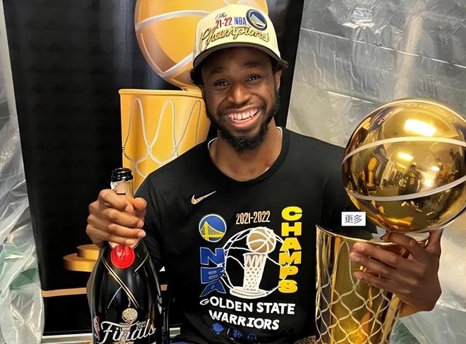 库里有望本周六复出战森林狼！勇士官方更新伤情：周四可参加训练（勇士官方：库里周四可参加训练，有望周六复出对阵森林狼）