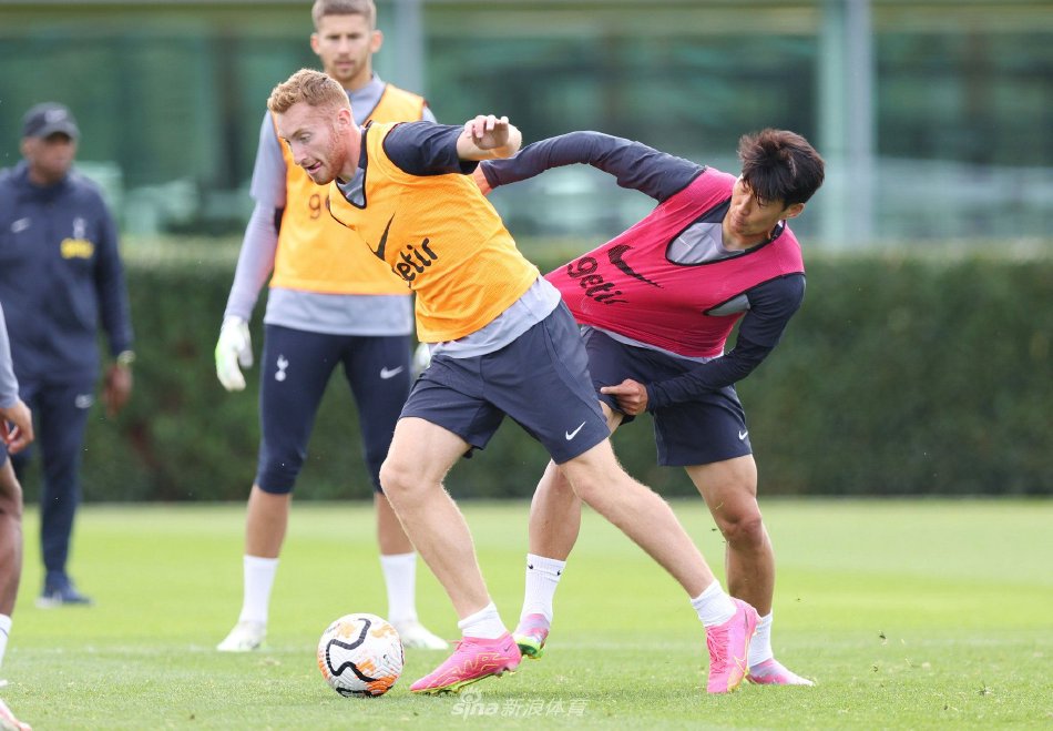 官方：苏超扬州队公开招募下赛季主教练、助教与球员（官宣：苏超扬州队启动下赛季主教练、助教及球员公开招募）