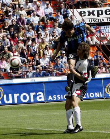 贝恩本赛季3次单场35+，2004年麦迪之后队史首位后卫（贝恩本季三场35+，自2004年麦迪以来队史首位后卫）